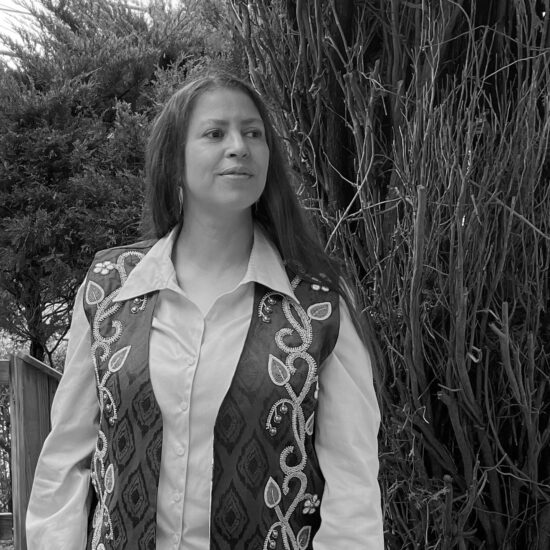 headshot photo of Elizabeth James Perry